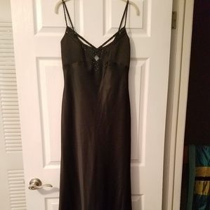 NEW Dave and Johnny Satin Beaded Gown (Sz 9/10)
